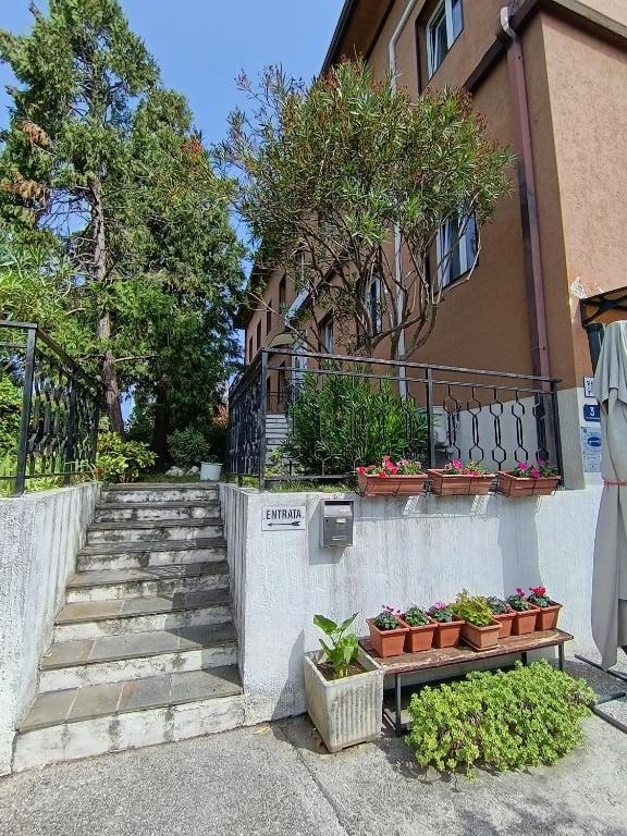 L'ingresso della Locanda Gaia ad Aquilinia-Stramare